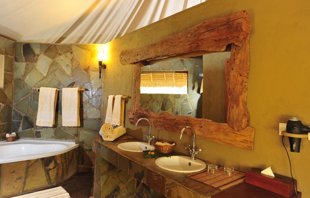Severin Safari Camp Tsavo West National Park Pokoj fotografie